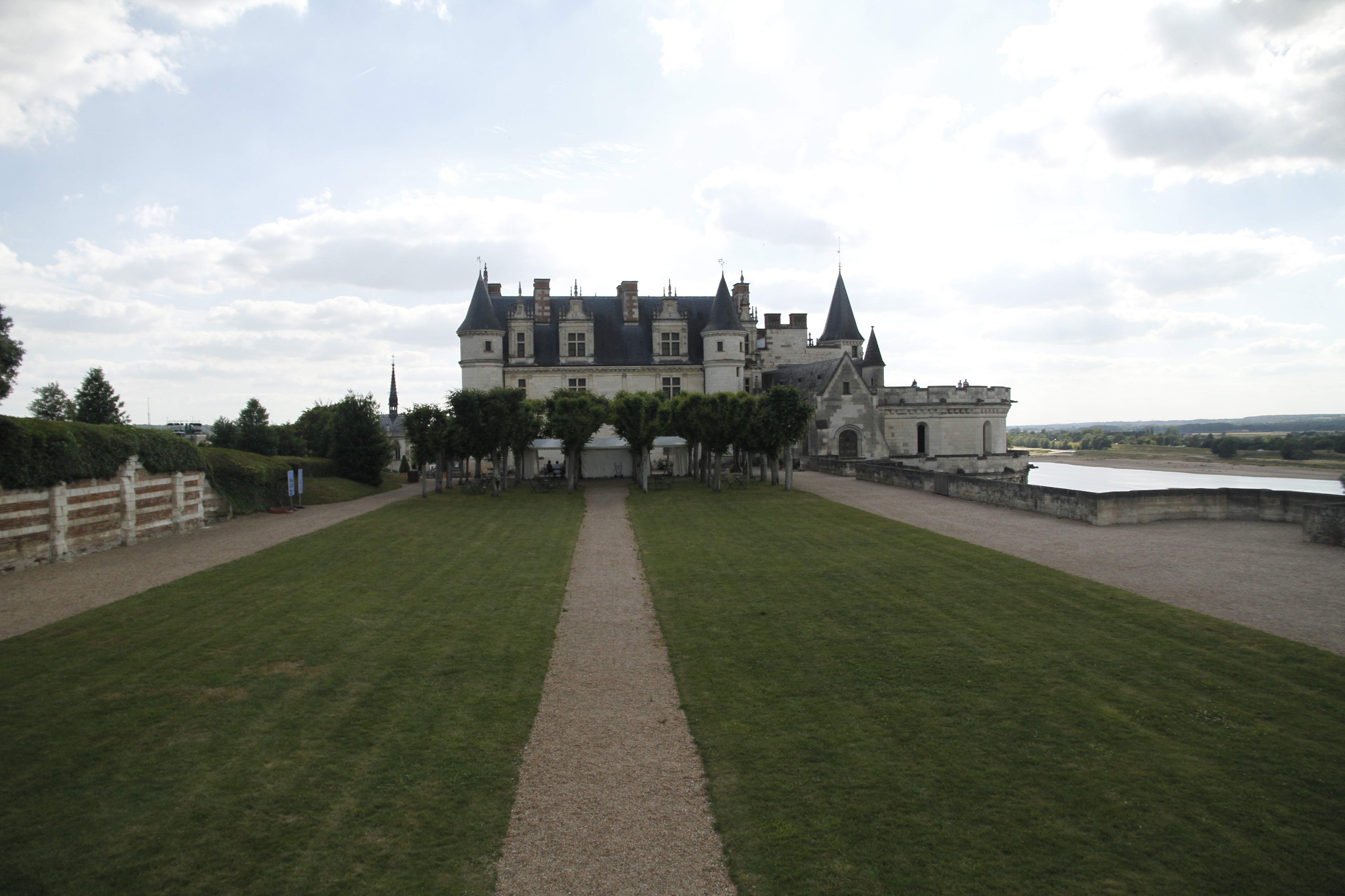Family Road Trip part. 1 : Château de la Loire et Anglet
